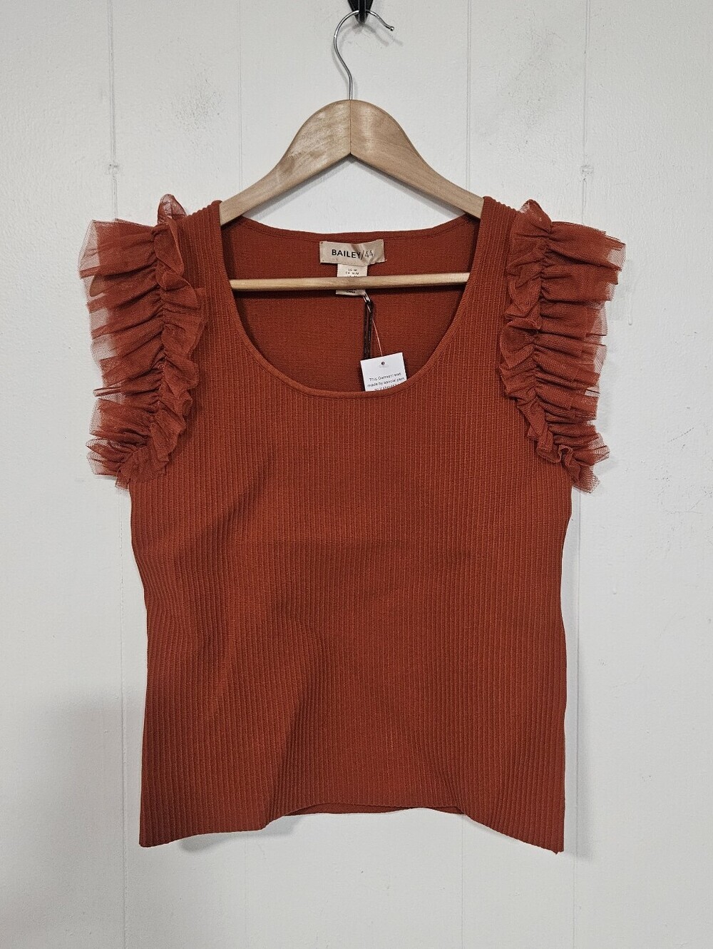 Nwt Bailey 44 Rust Ruffle-Tiered Sleeve Ribbed Tank